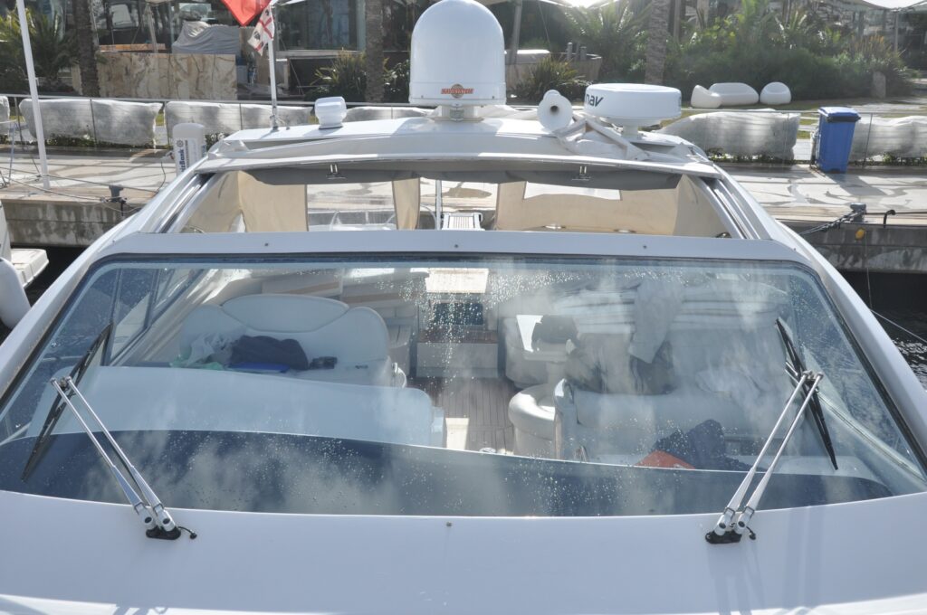 yachtPhoto416_502659325cb8b6d9a