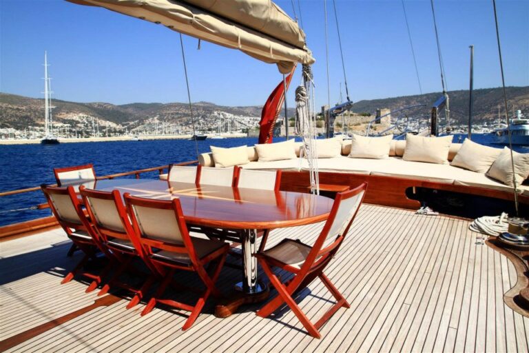 yachtPhoto46_269785883466767939
