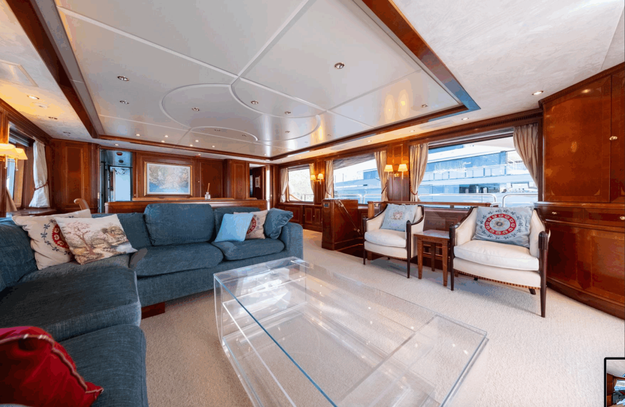 Benetti Tradition