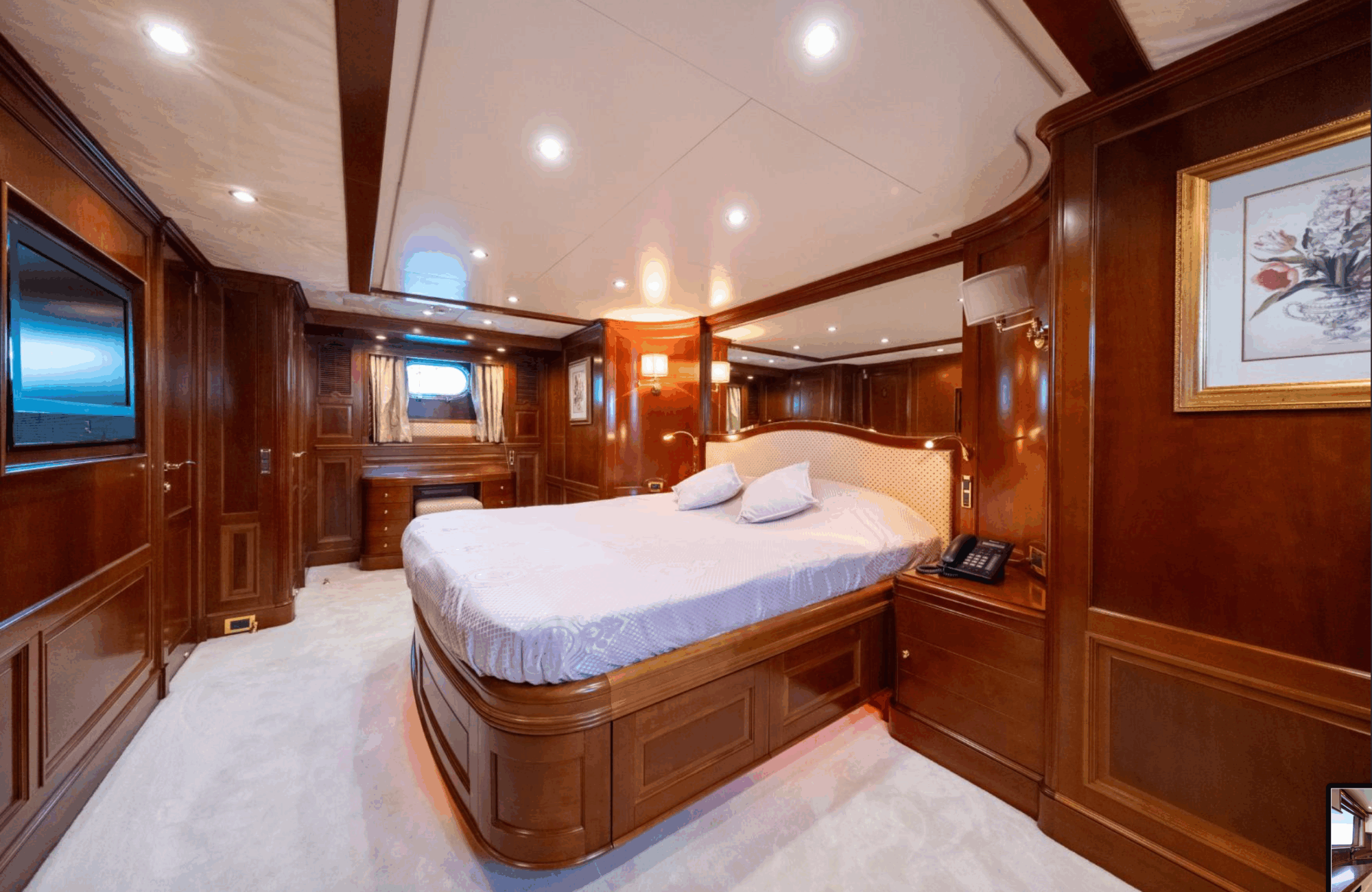 Benetti Tradition