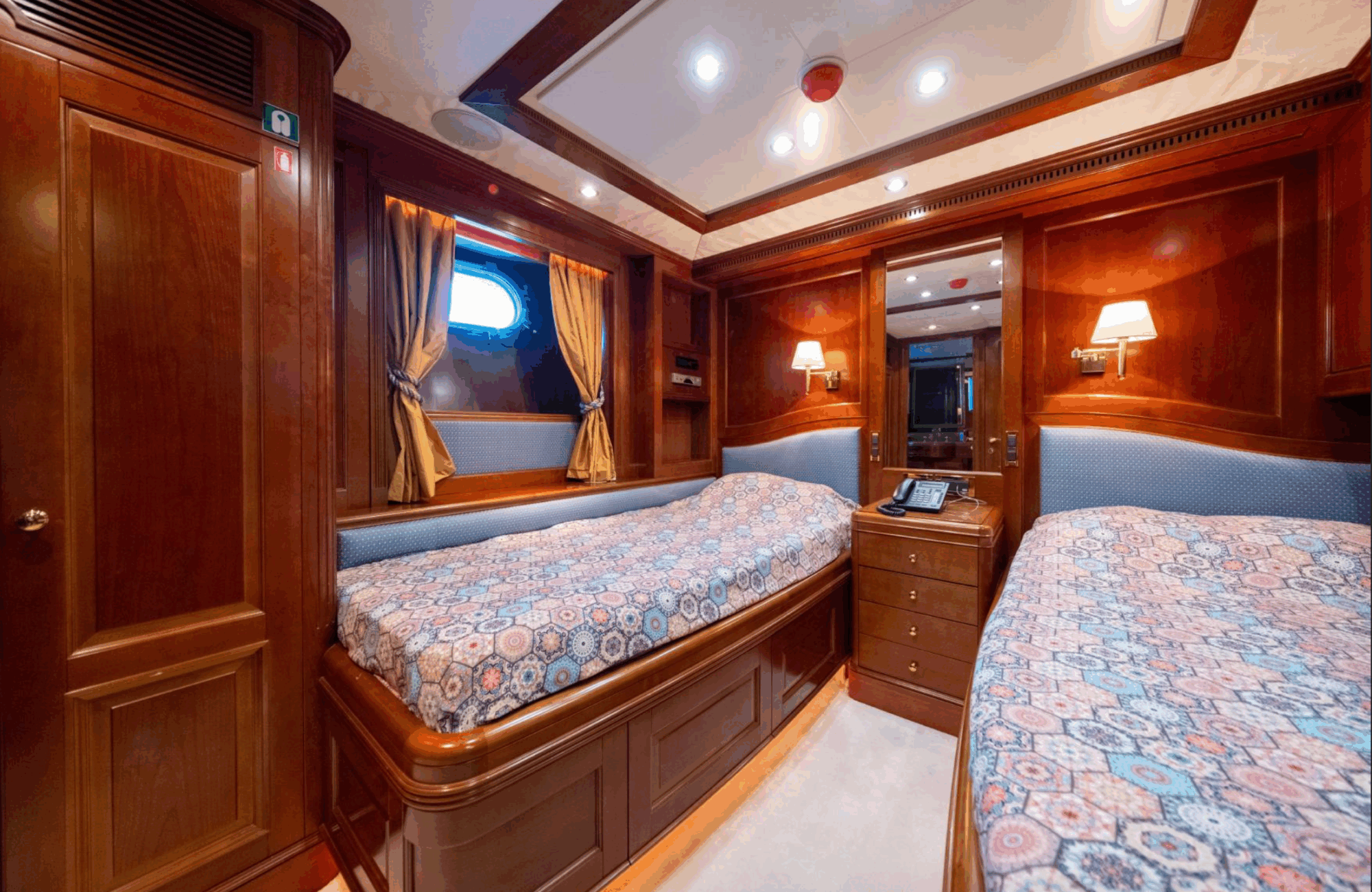 Benetti Tradition