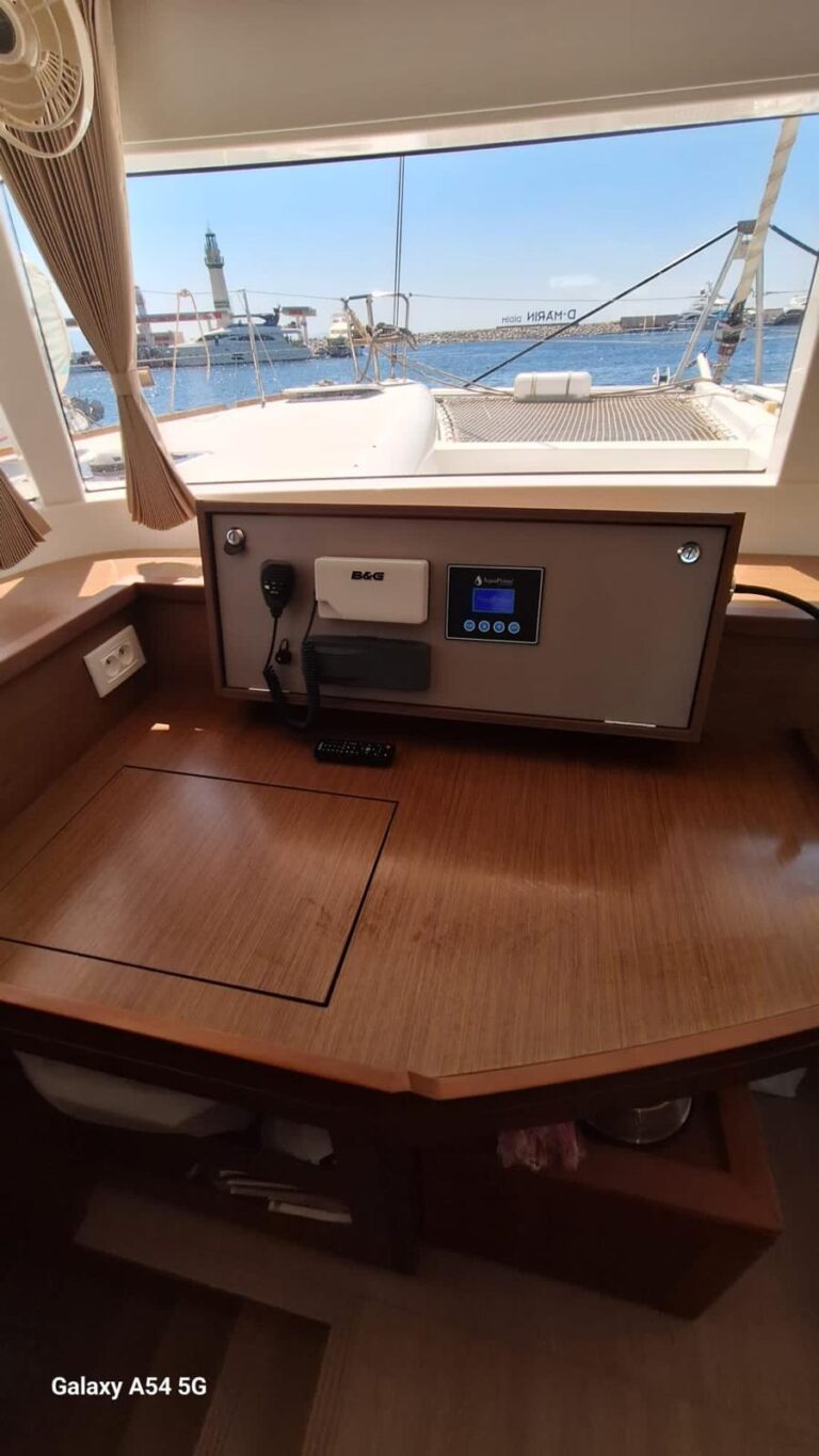Lagoon 450F