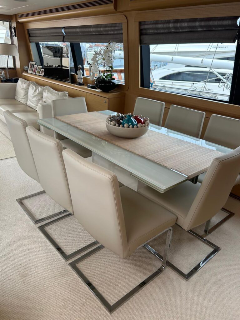 Ferretti Yachts 800 for sale