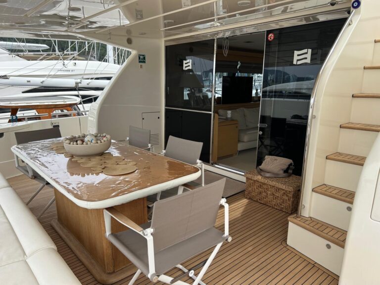 Ferretti Yachts 800 for sale