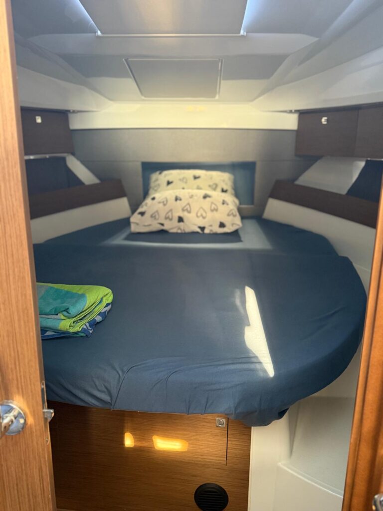 WhatsApp Image 2025-12-10 at 15.47.38 (2)